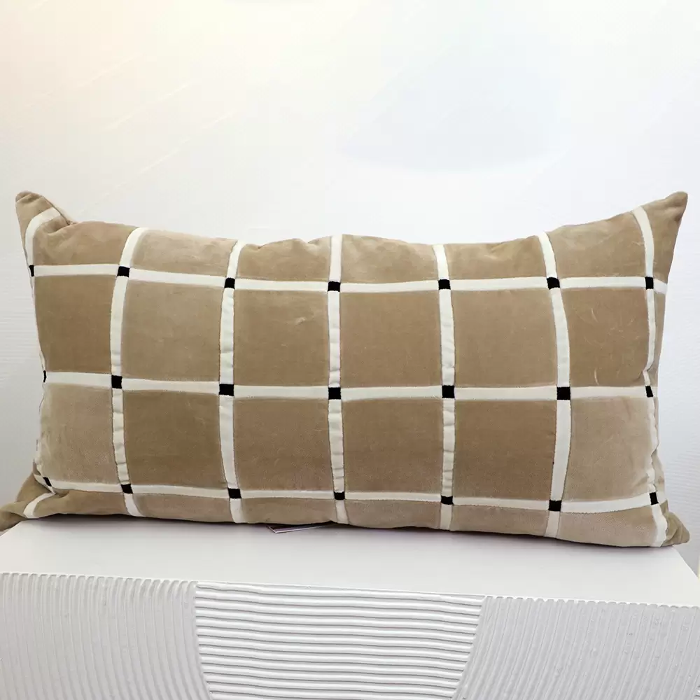 CUSHION ATHENA  WHITE/BLACK